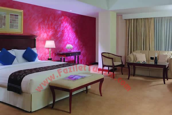 Mövenpick Otel — Medine